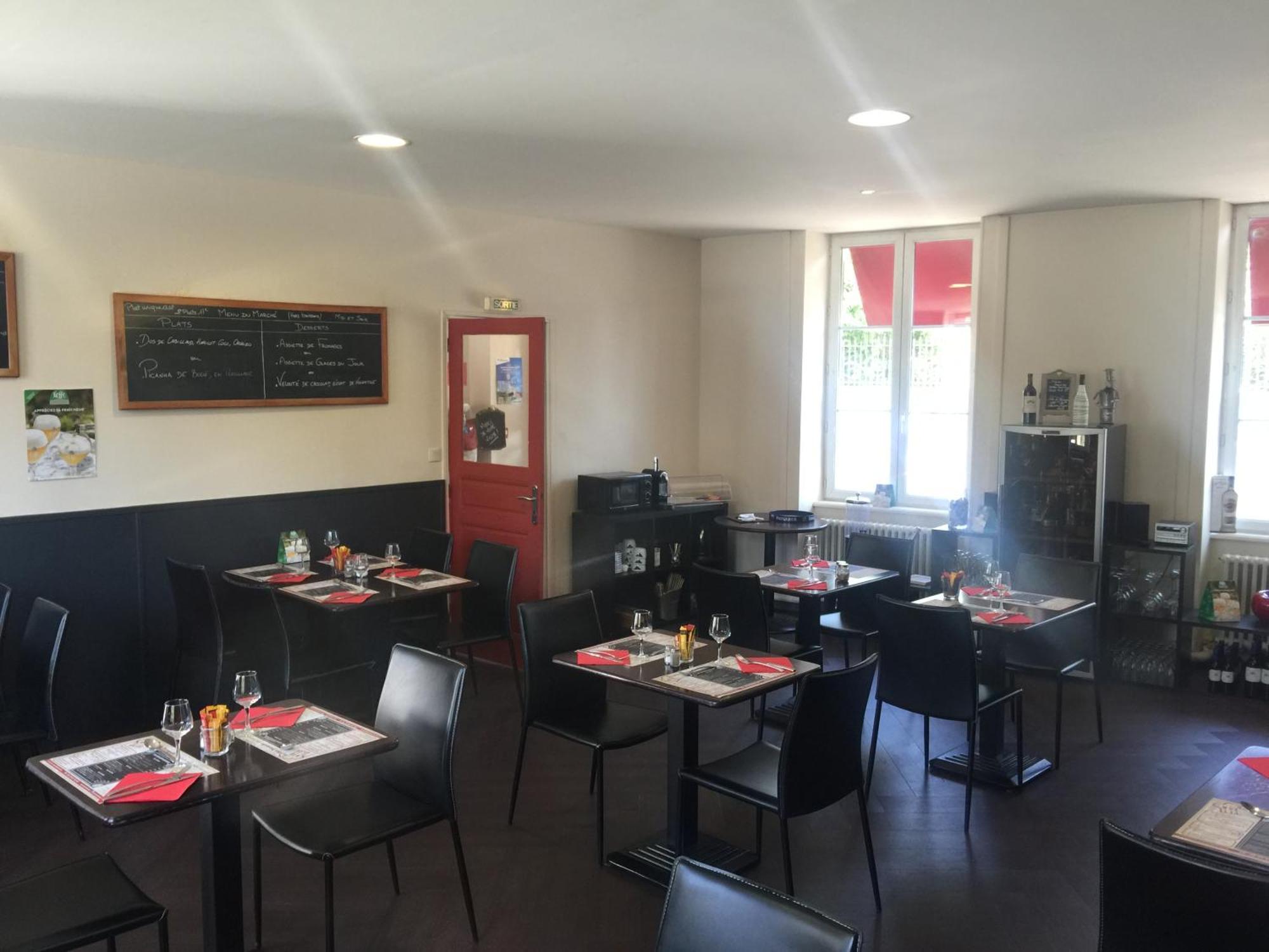 Au Pere Tranquille Otel Tinchebray-Bocage Dış mekan fotoğraf
