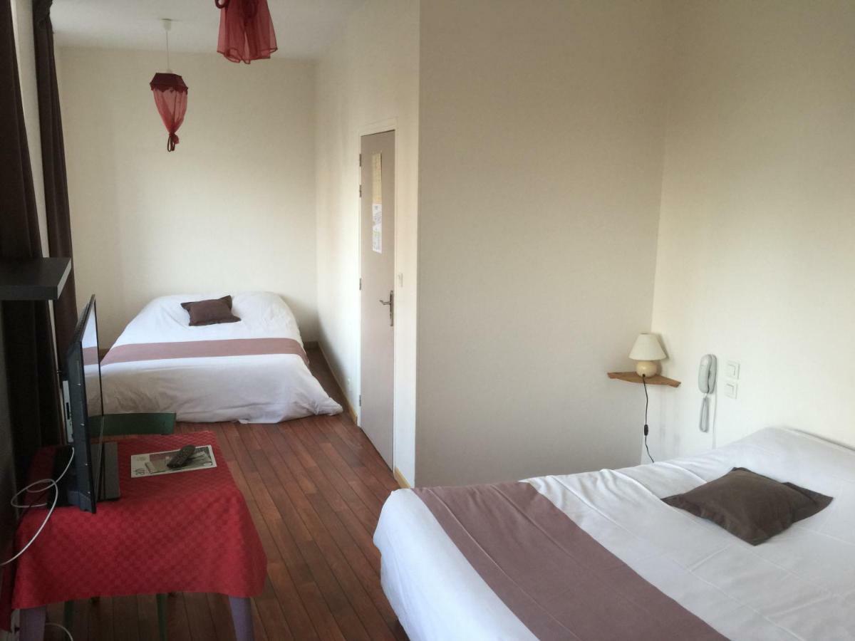Au Pere Tranquille Otel Tinchebray-Bocage Dış mekan fotoğraf