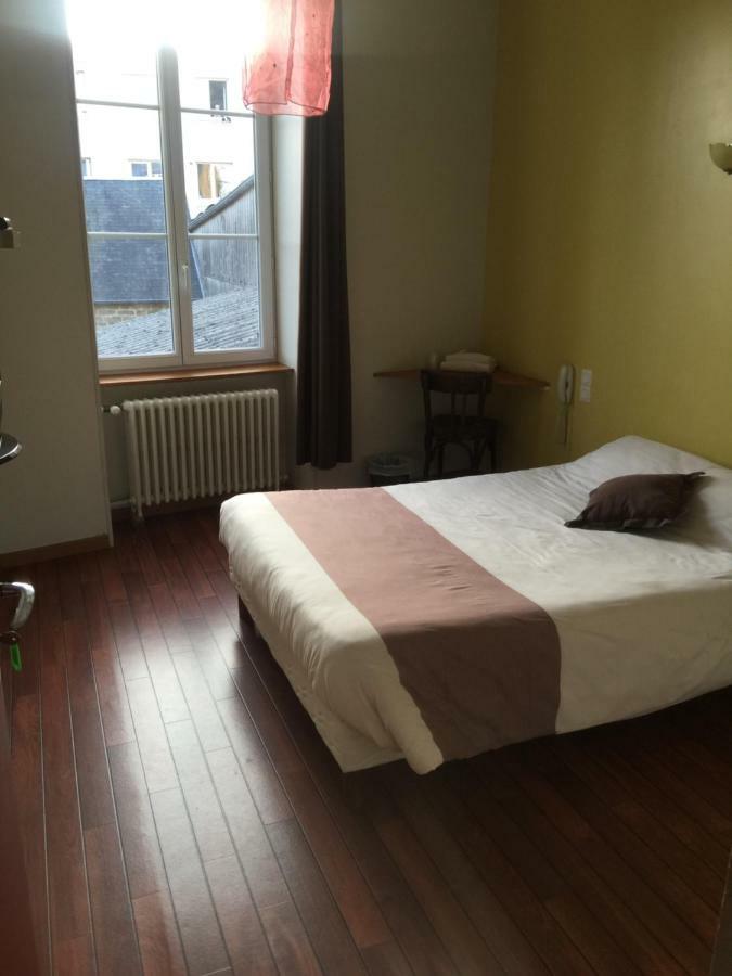 Au Pere Tranquille Otel Tinchebray-Bocage Dış mekan fotoğraf